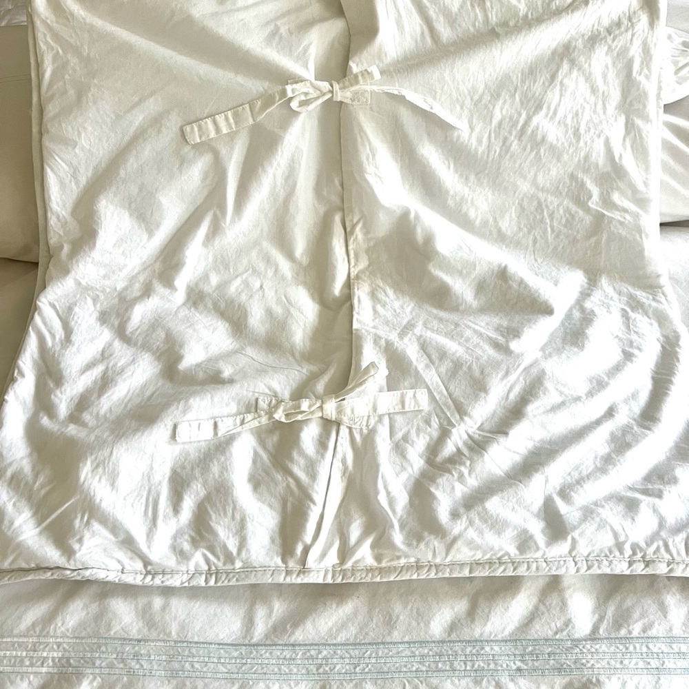 EUC POTTERY BARN S/2 Euro Sham - Picture 3 of 5